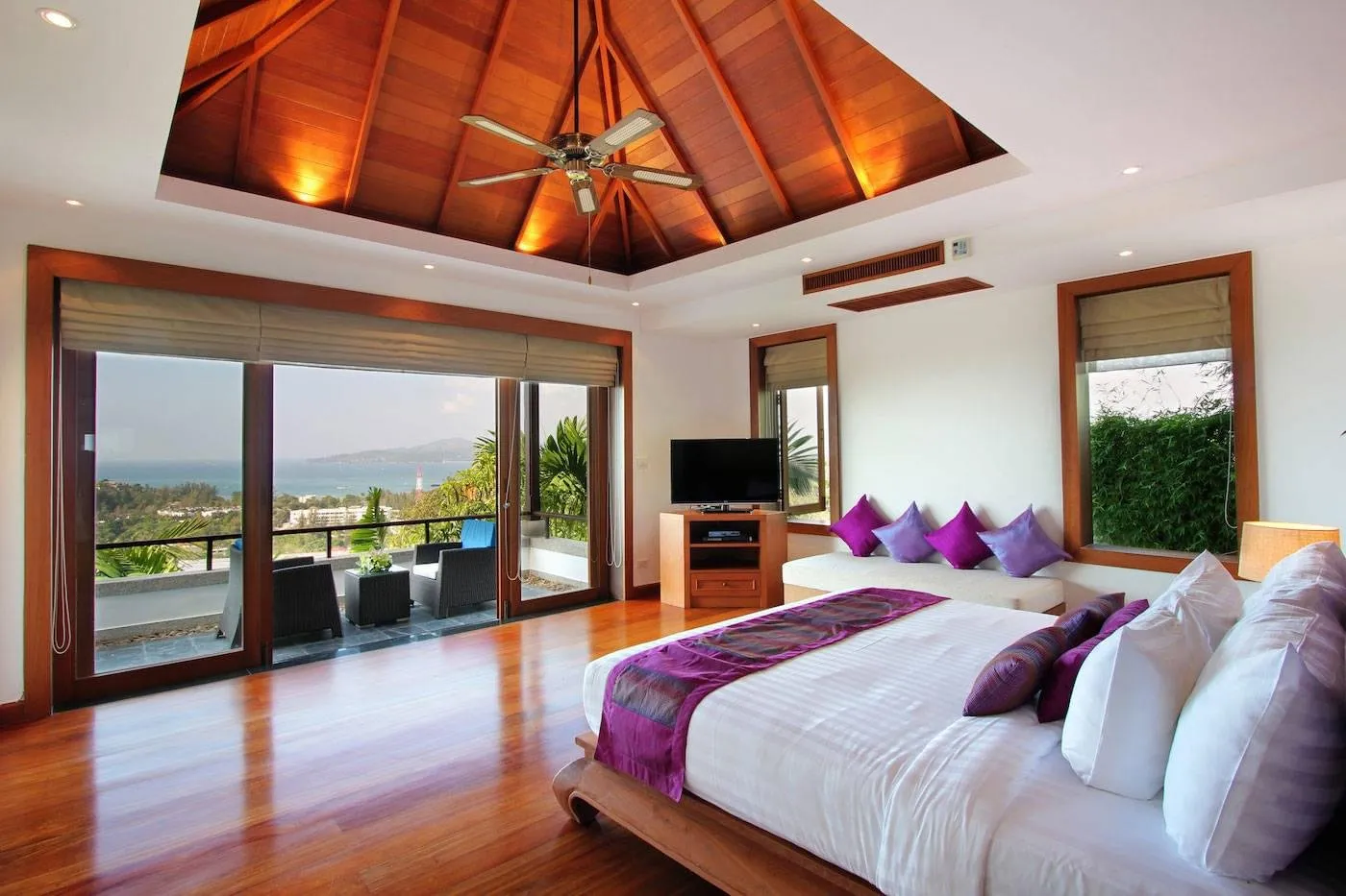 Property image - full photo 21