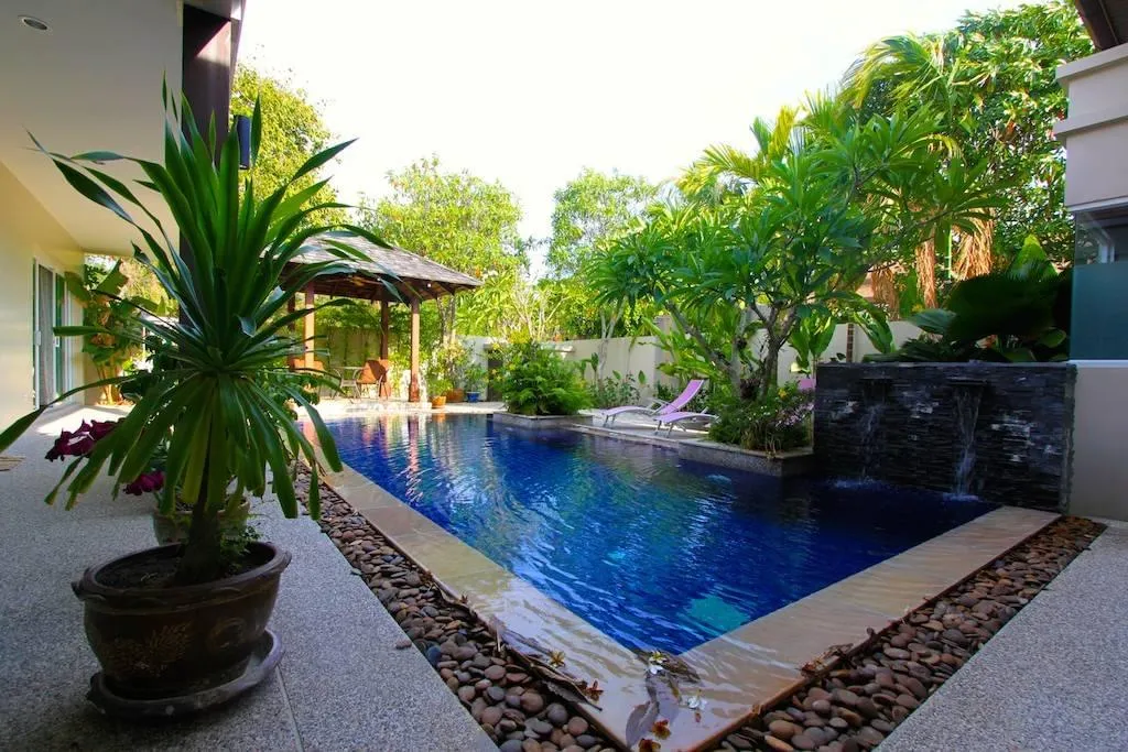 Property image - full photo 20