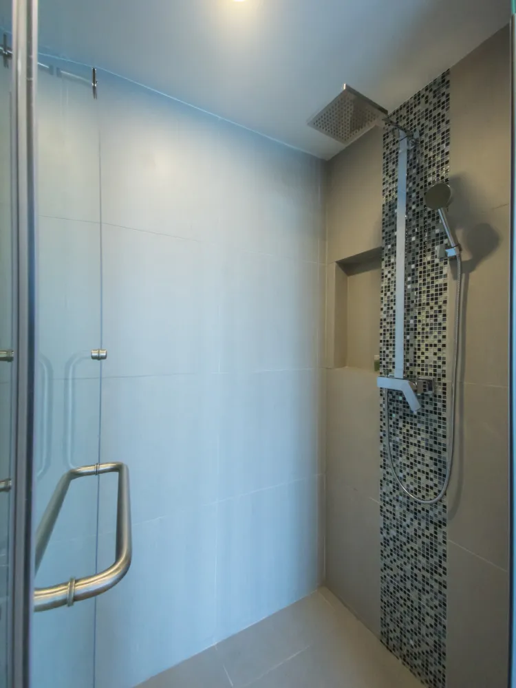 Property image - full photo 17