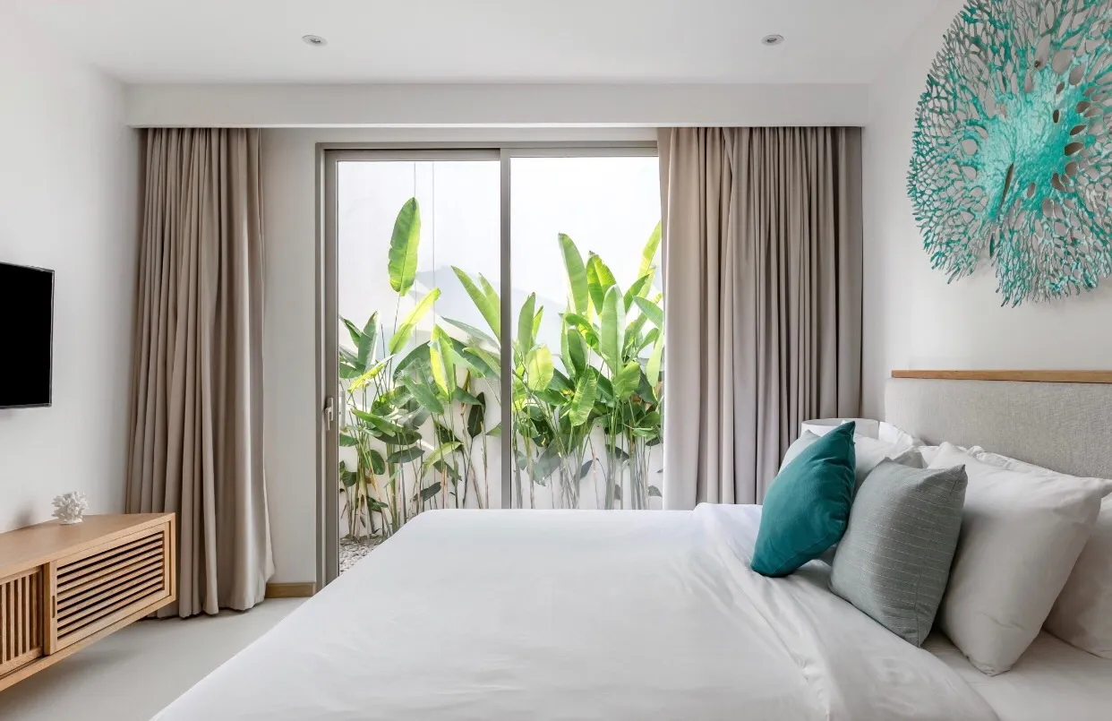 Property image - full photo 11