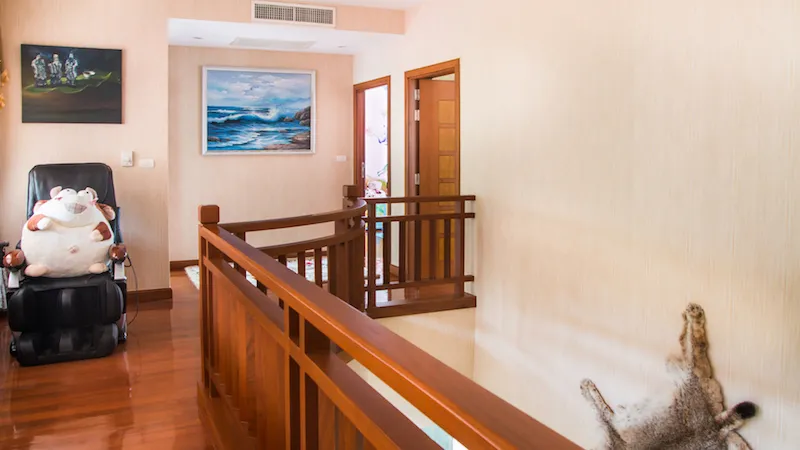 Property image - full photo 11