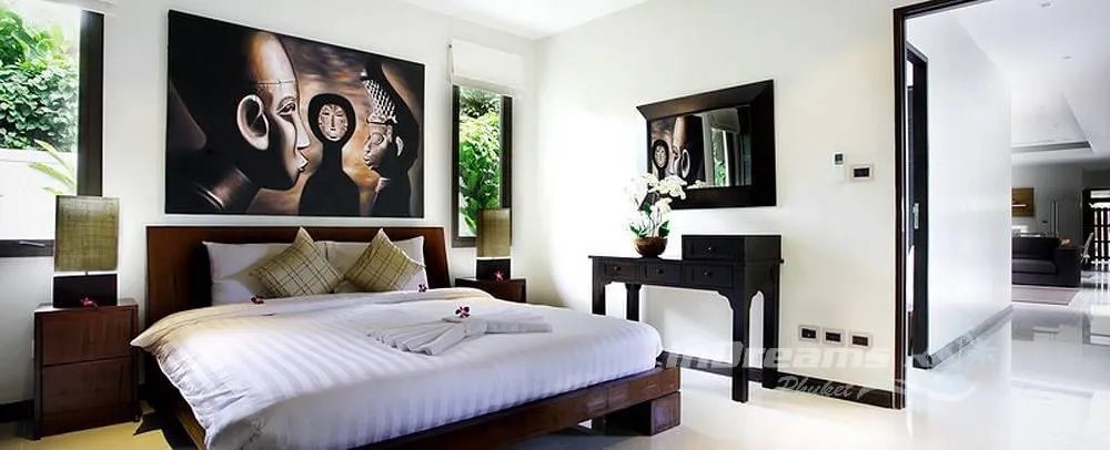 Property image - full photo 12