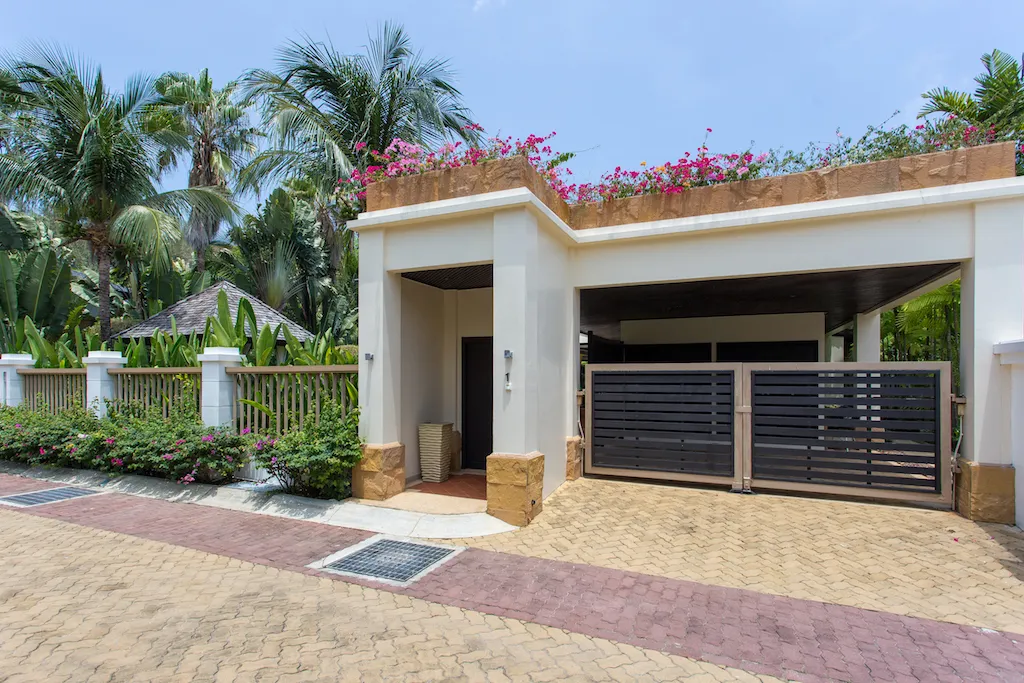 Property image - full photo 50