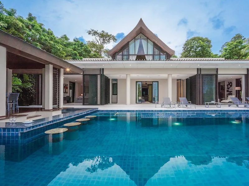Property image - full photo 2