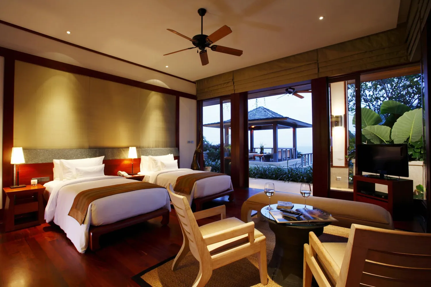 Property image - full photo 10