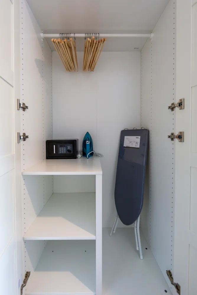 Property image - full photo 10