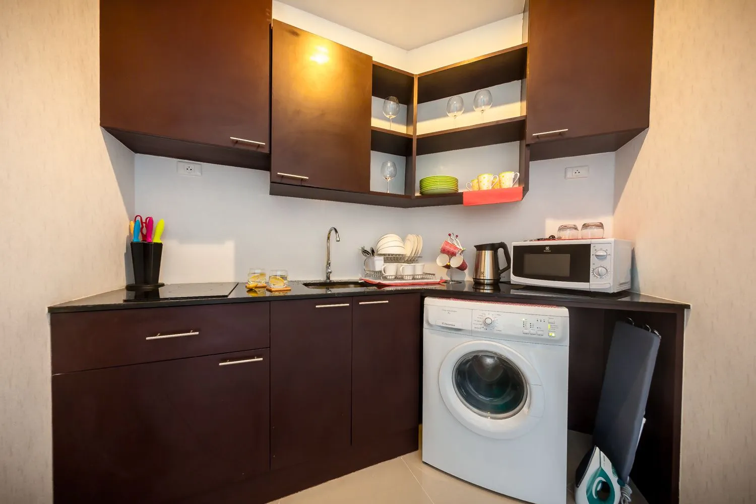 Property image - full photo 8