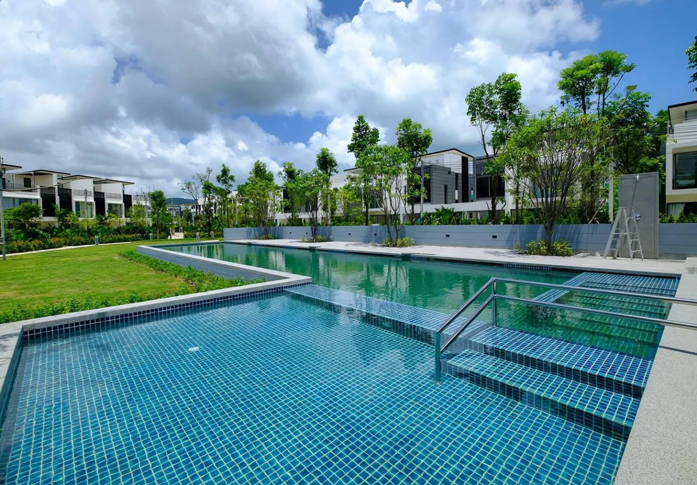 Property image - full photo 12