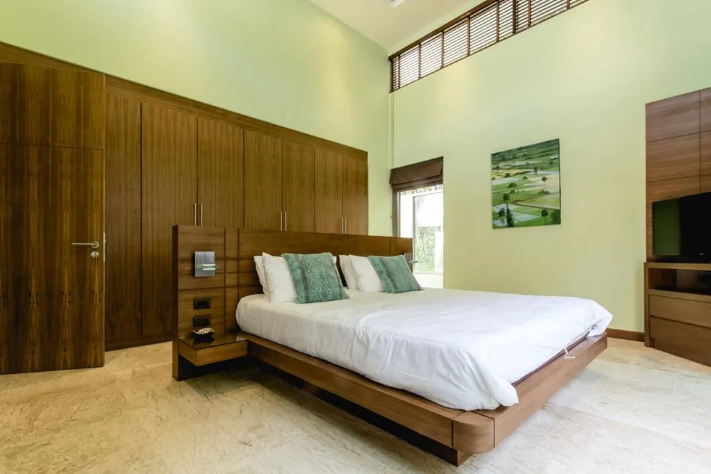 Property image - full photo 17