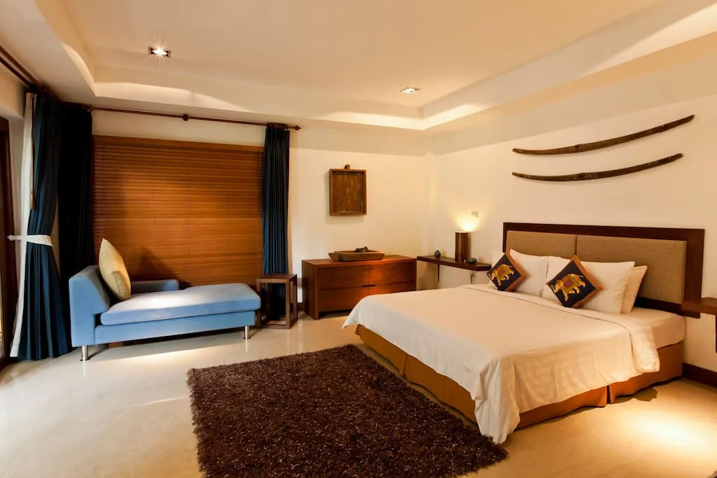 Property image - full photo 16