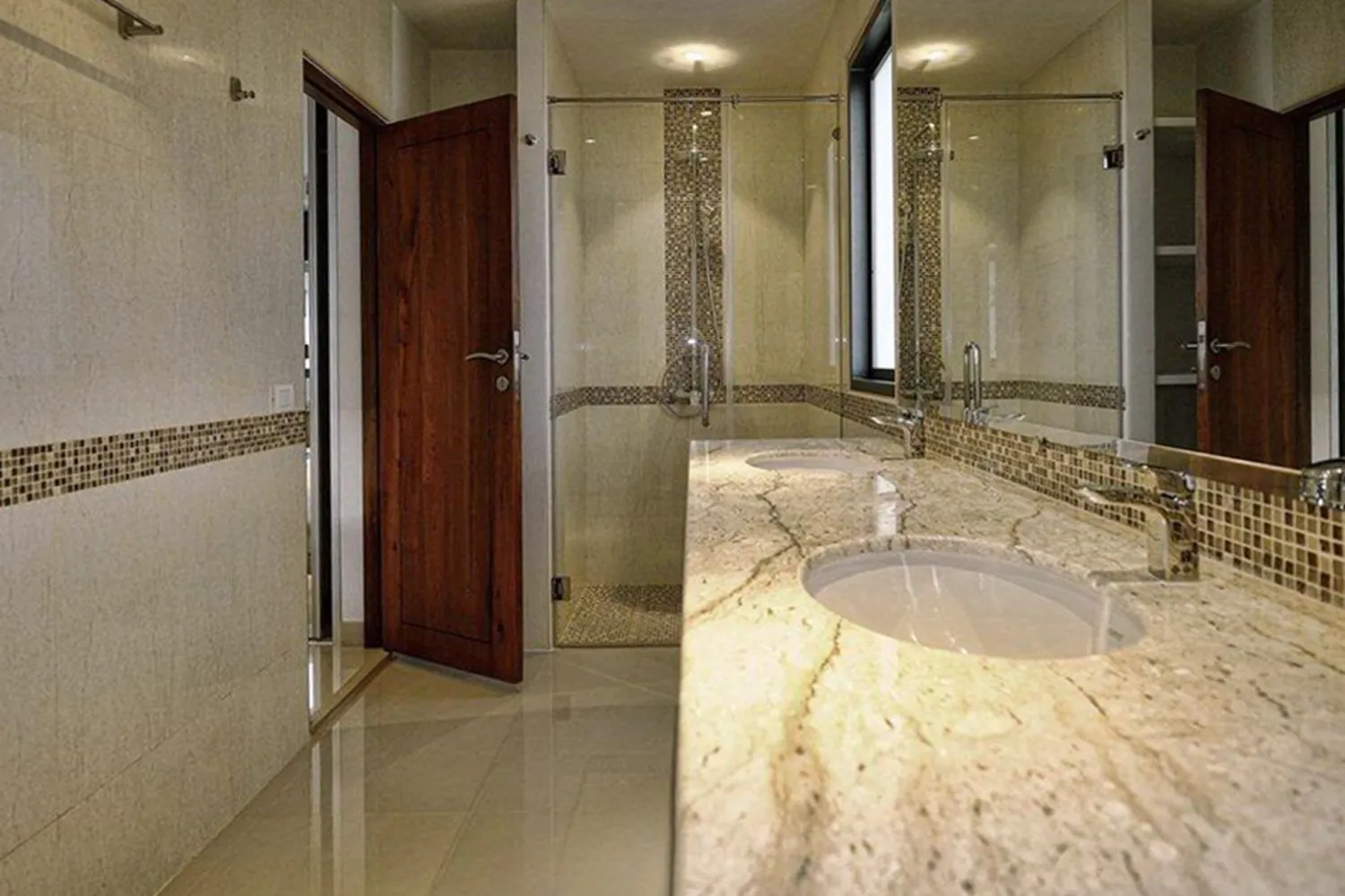Property image - full photo 7
