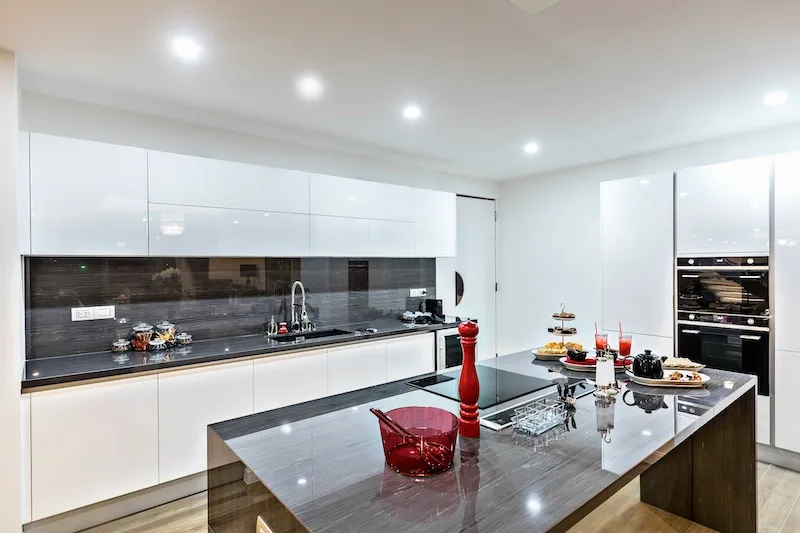 Property image - full photo 40