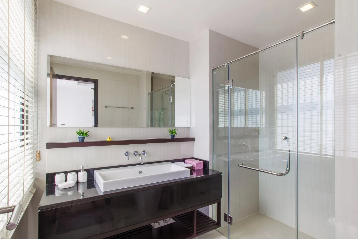 Property image - full photo 20