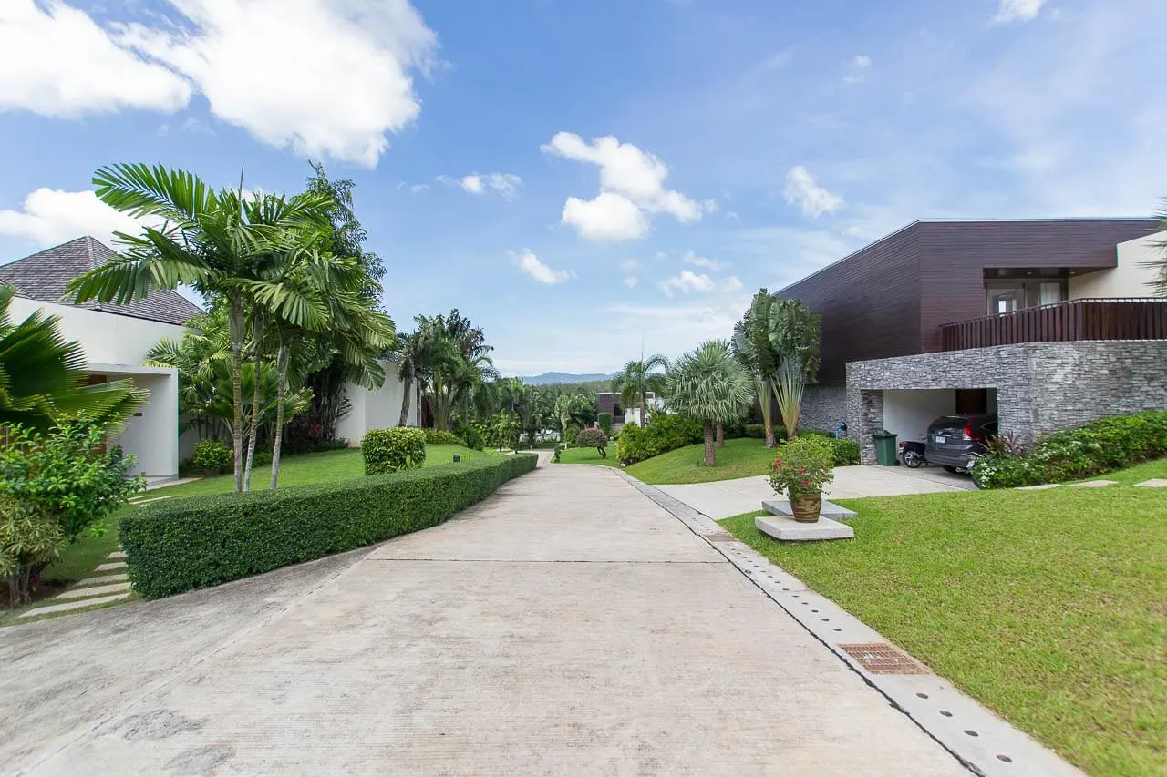 Property image - full photo 56