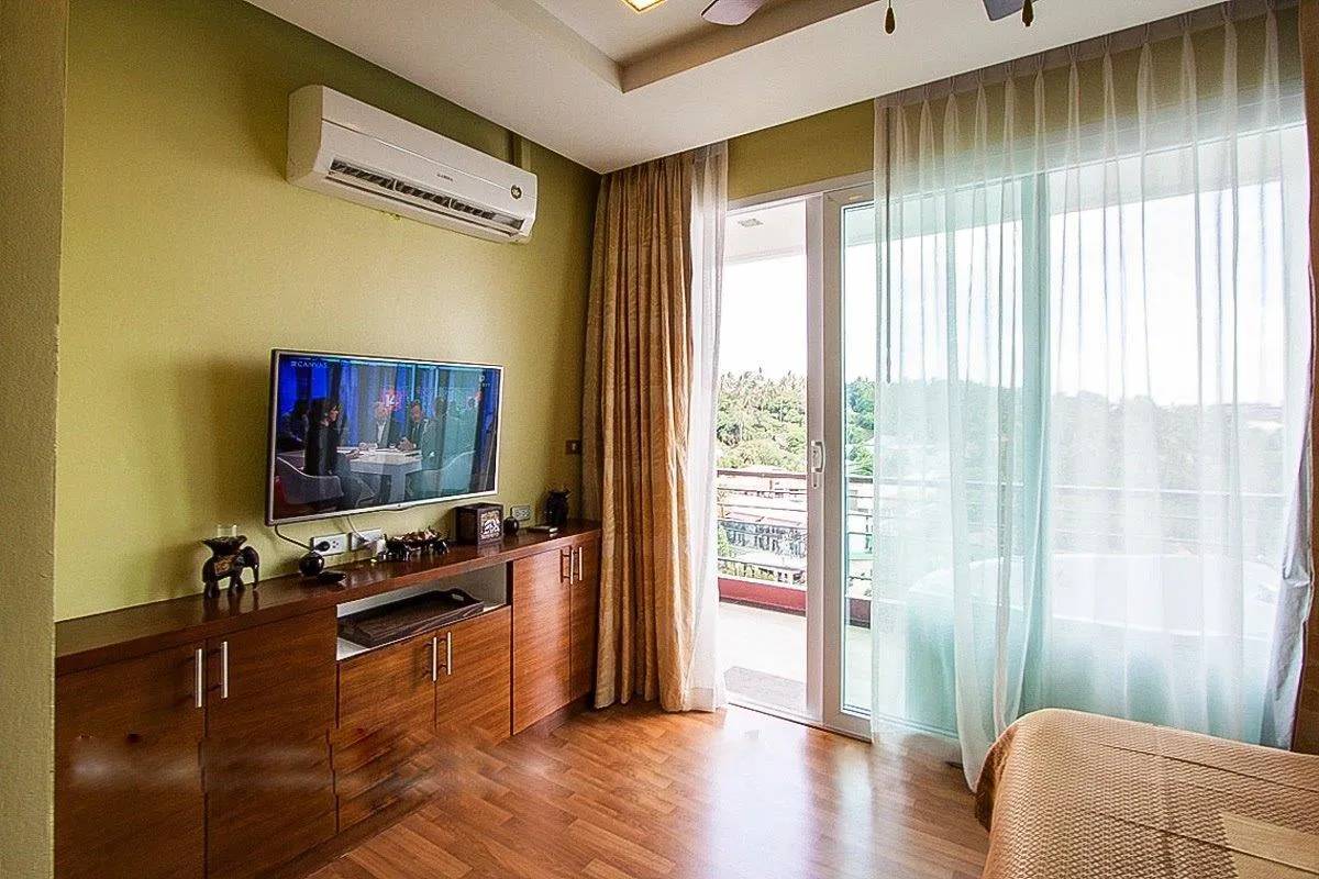 Property image - full photo 19