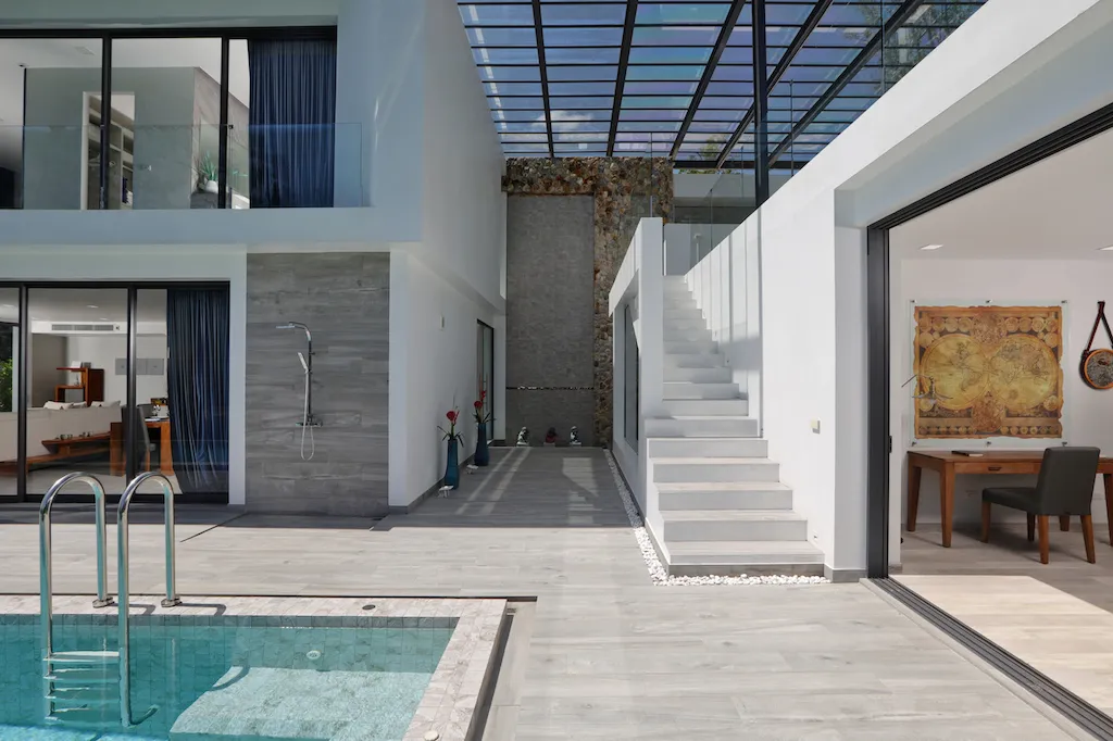 Property image - full photo 43