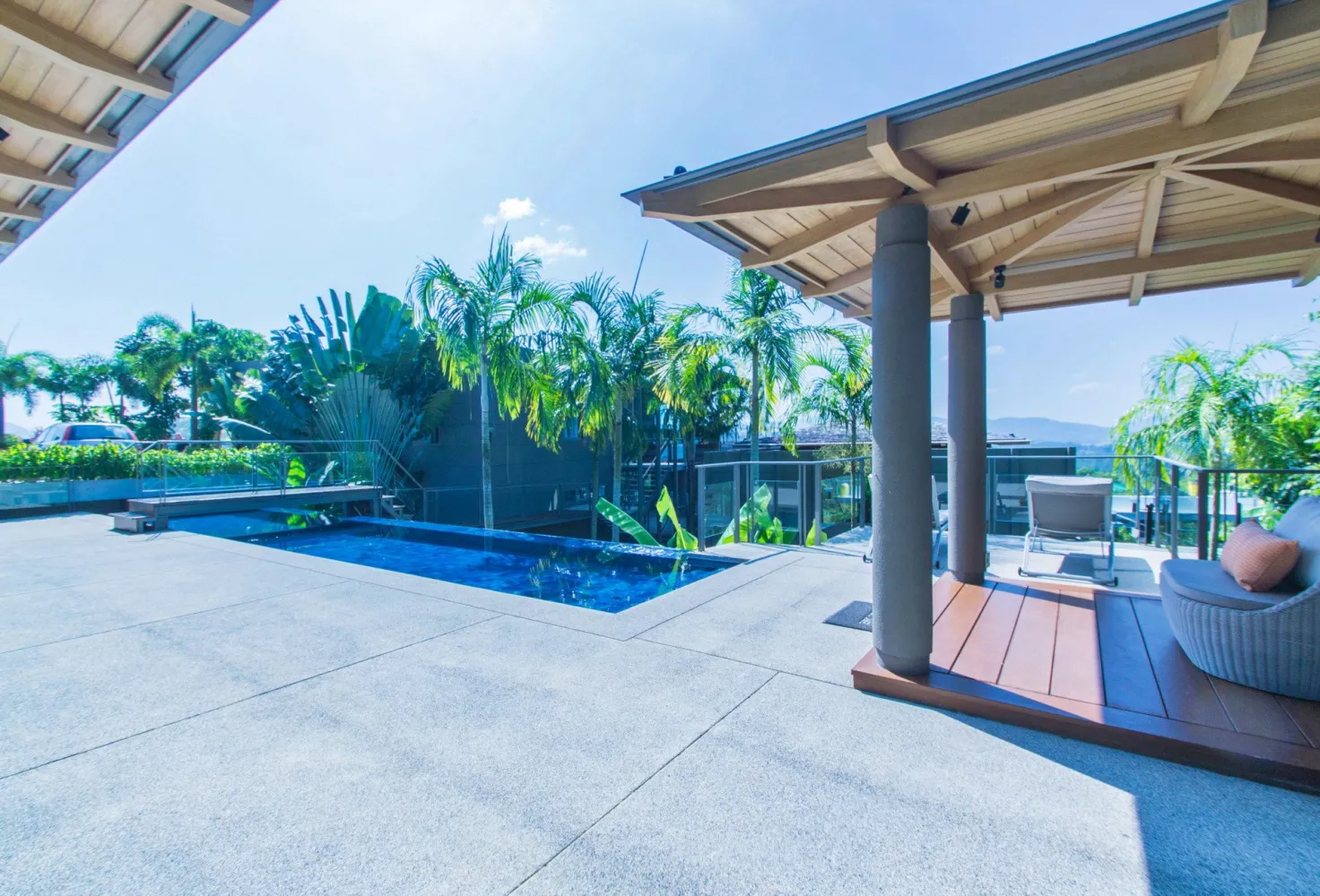 Property image - full photo 32