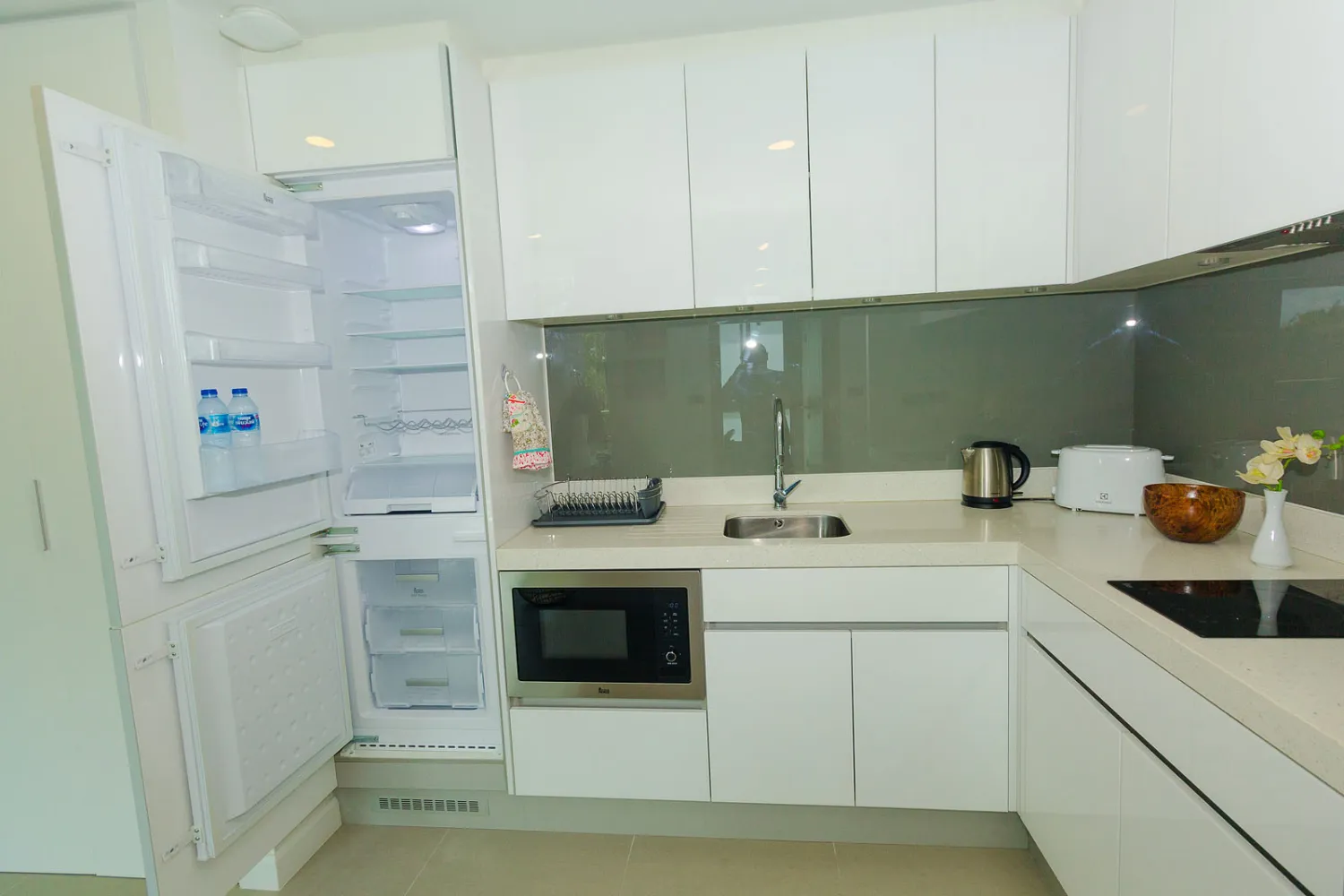 Property image - full photo 7
