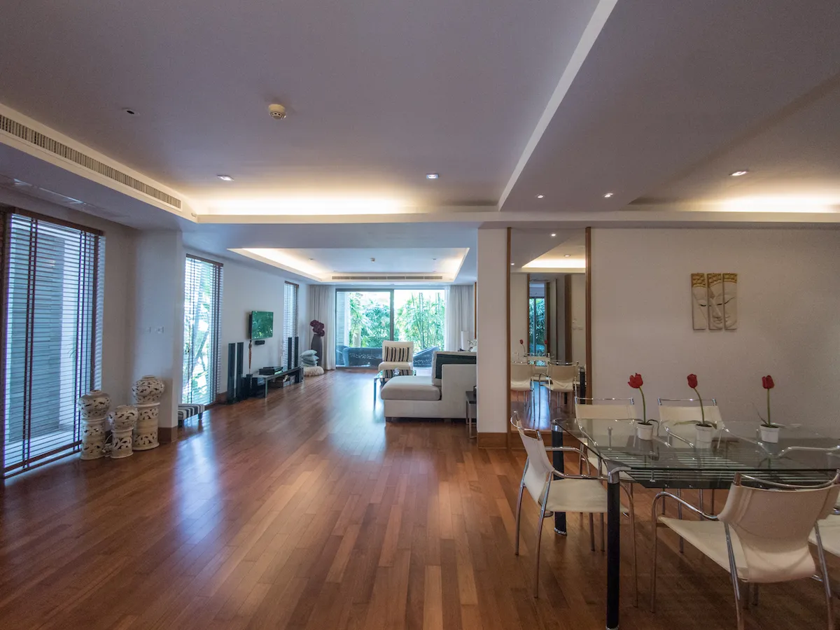 Property image - full photo 5