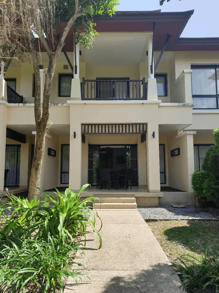 Property image - full photo 2