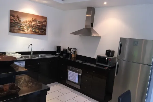 Property image - full photo 12