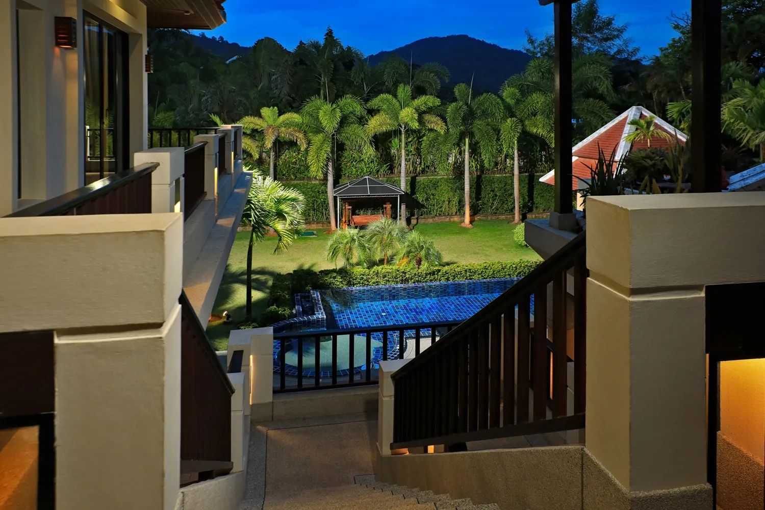 Property image - full photo 55