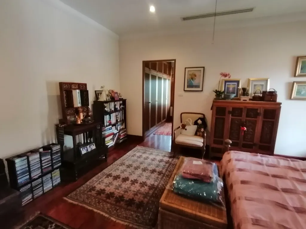 Property image - full photo 30