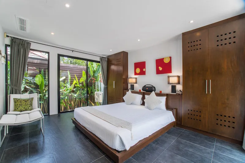Property image - full photo 18