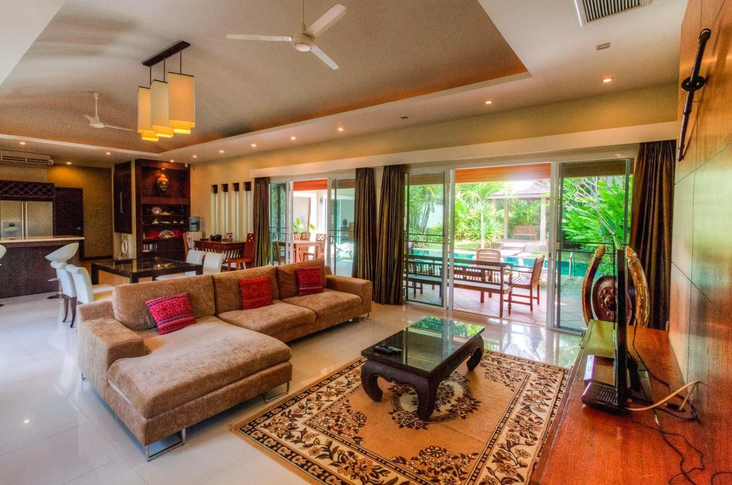 Property image - full photo 9