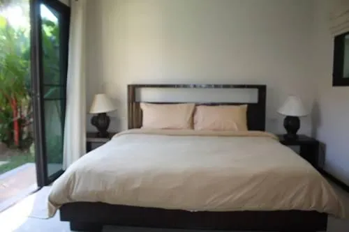 Property image - full photo 3