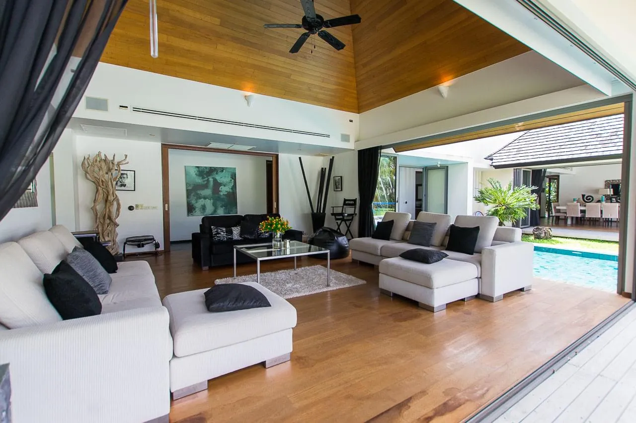 Property image - full photo 8