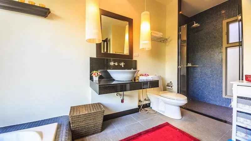 Property image - full photo 24