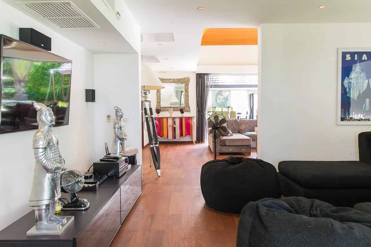 Property image - full photo 22