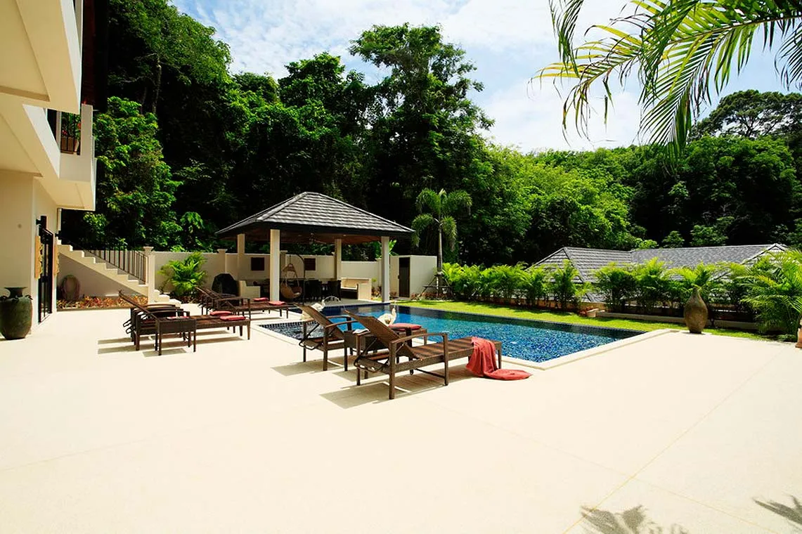 Property image - full photo 4