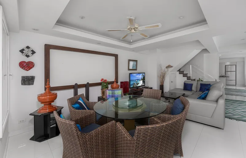 Property image - full photo 14