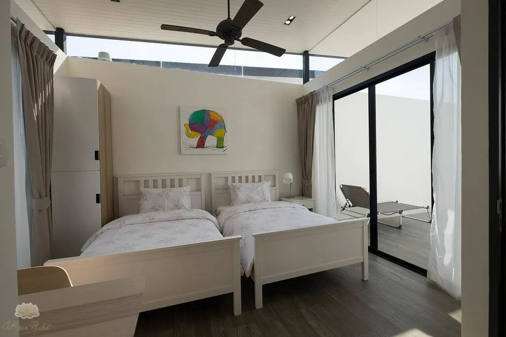 Property image - full photo 21