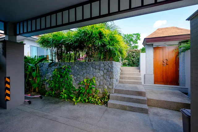 Property image - full photo 29