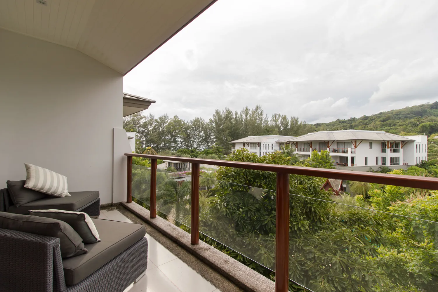 Property image - full photo 6