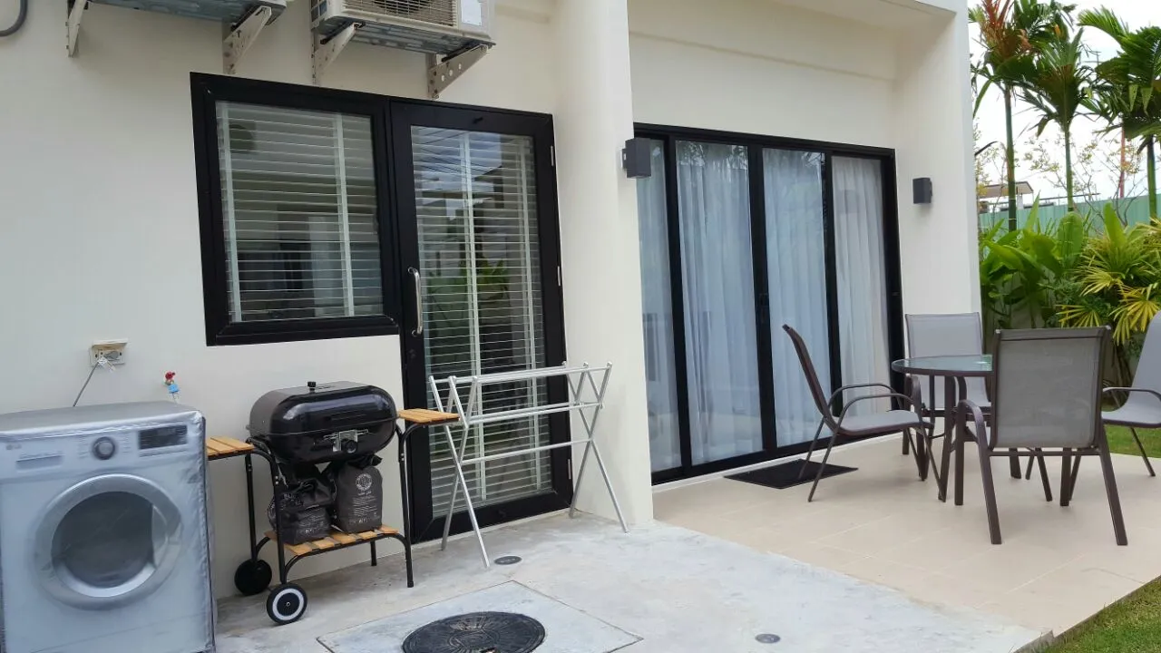 Property image - full photo 11