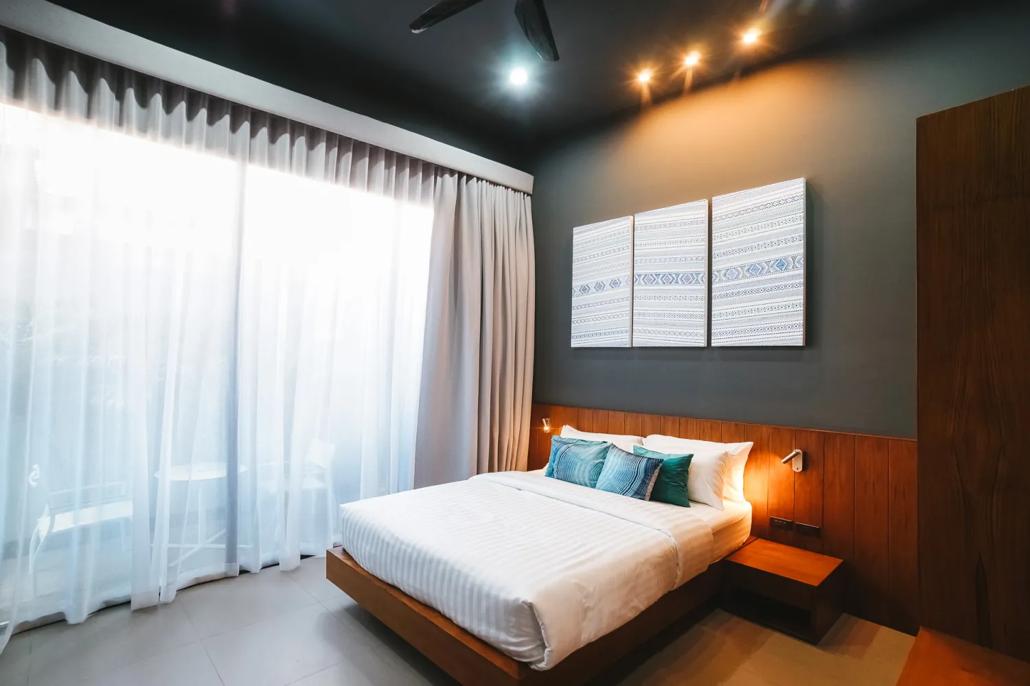 Property image - full photo 5