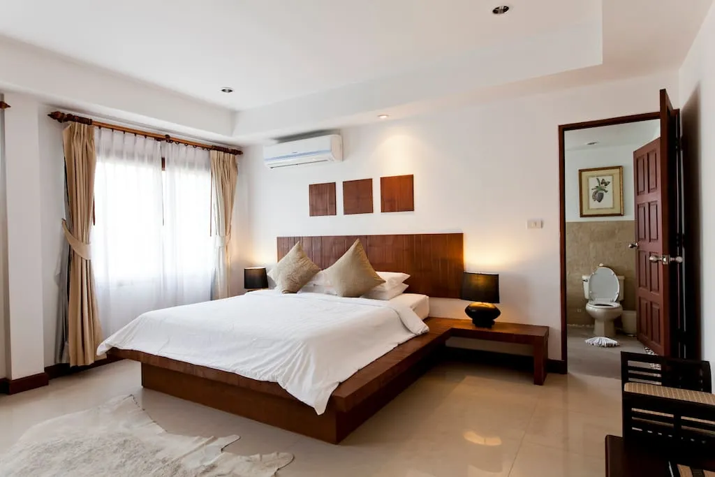 Property image - full photo 9
