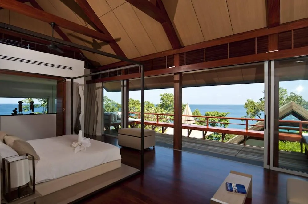 Property image - full photo 18