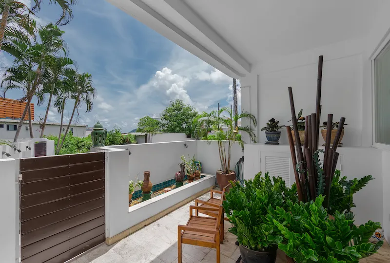 Property image - full photo 13