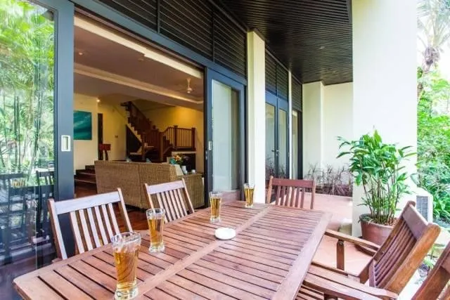 Property image - full photo 3