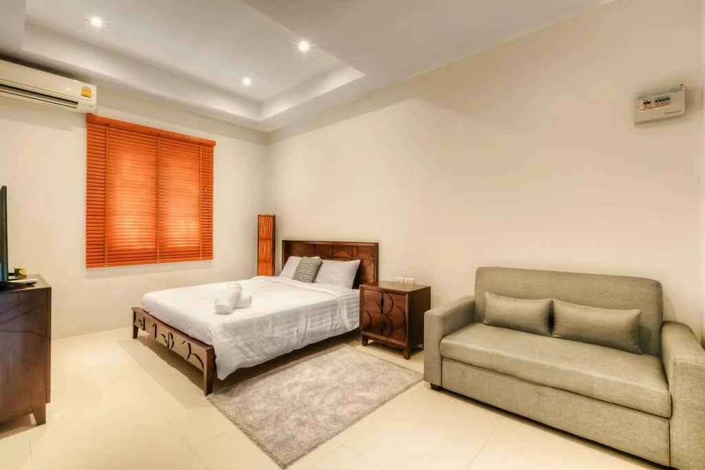 Property image - full photo 35