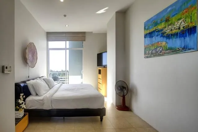 Property image - full photo 5
