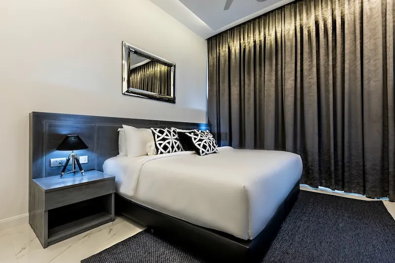 Property image - full photo 33