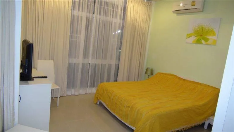 Property image - full photo 5
