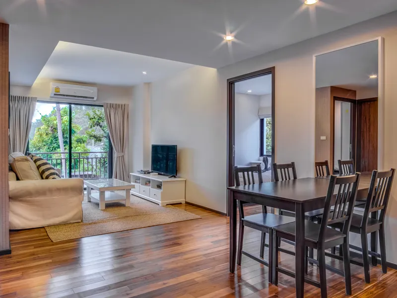 Property image - full photo 4