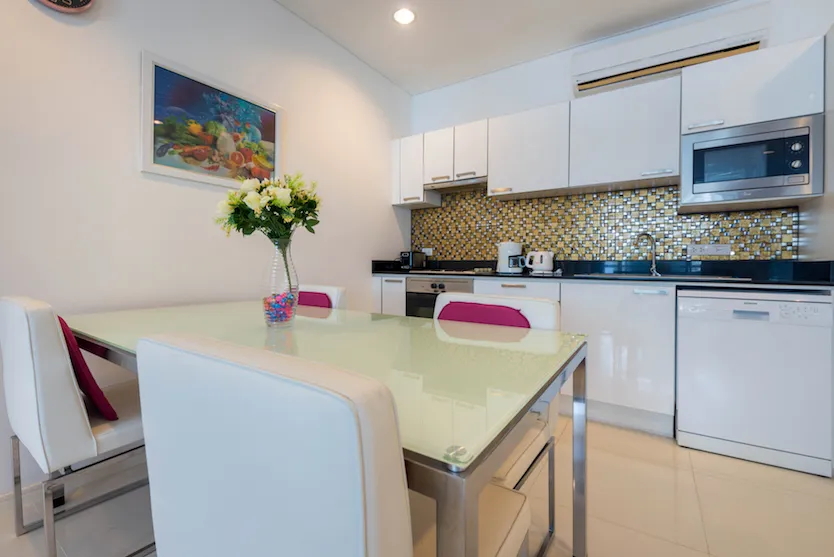 Property image - full photo 14